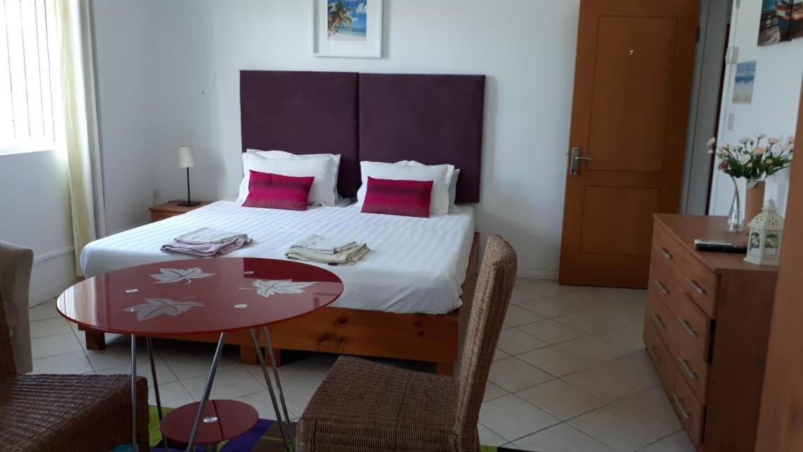 Sacha Tourist Residence 2 มาเฮบอร์ก ภายนอก รูปภาพ