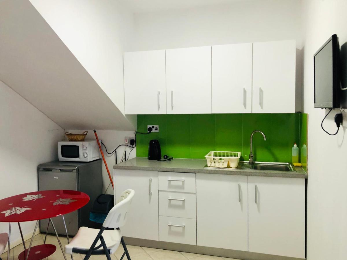Sacha Tourist Residence 2 มาเฮบอร์ก ภายนอก รูปภาพ